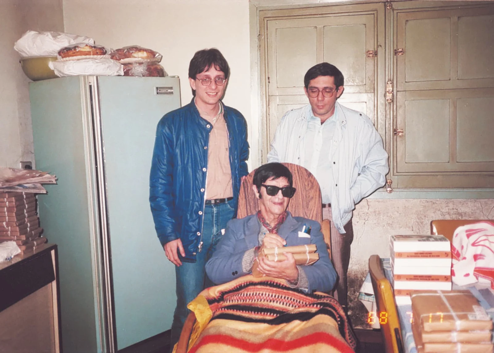 Chico Xavier entre amigos